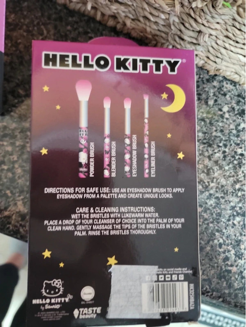 Hello Kitty Bundle - Picture 10 of 13